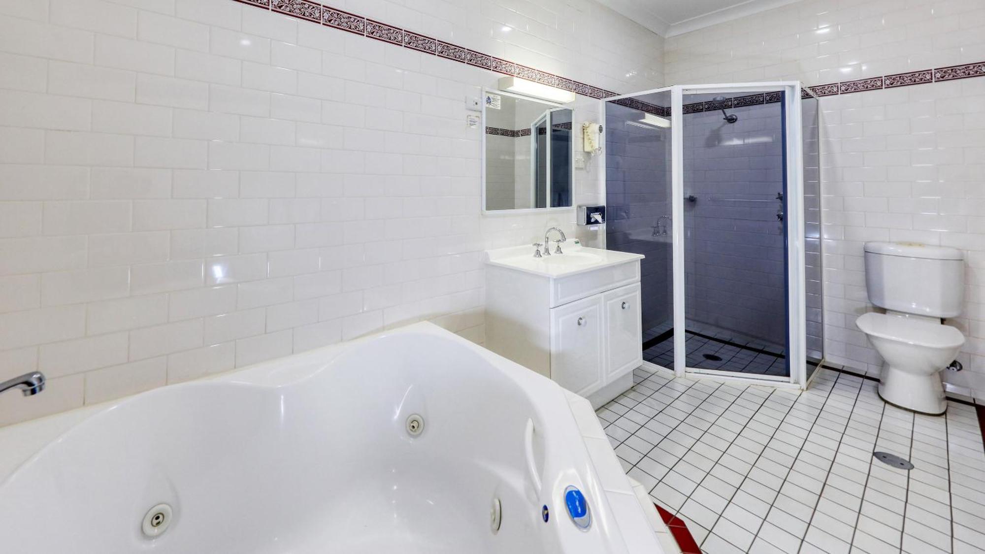 Breakout Motor Inn Cowra Kültér fotó