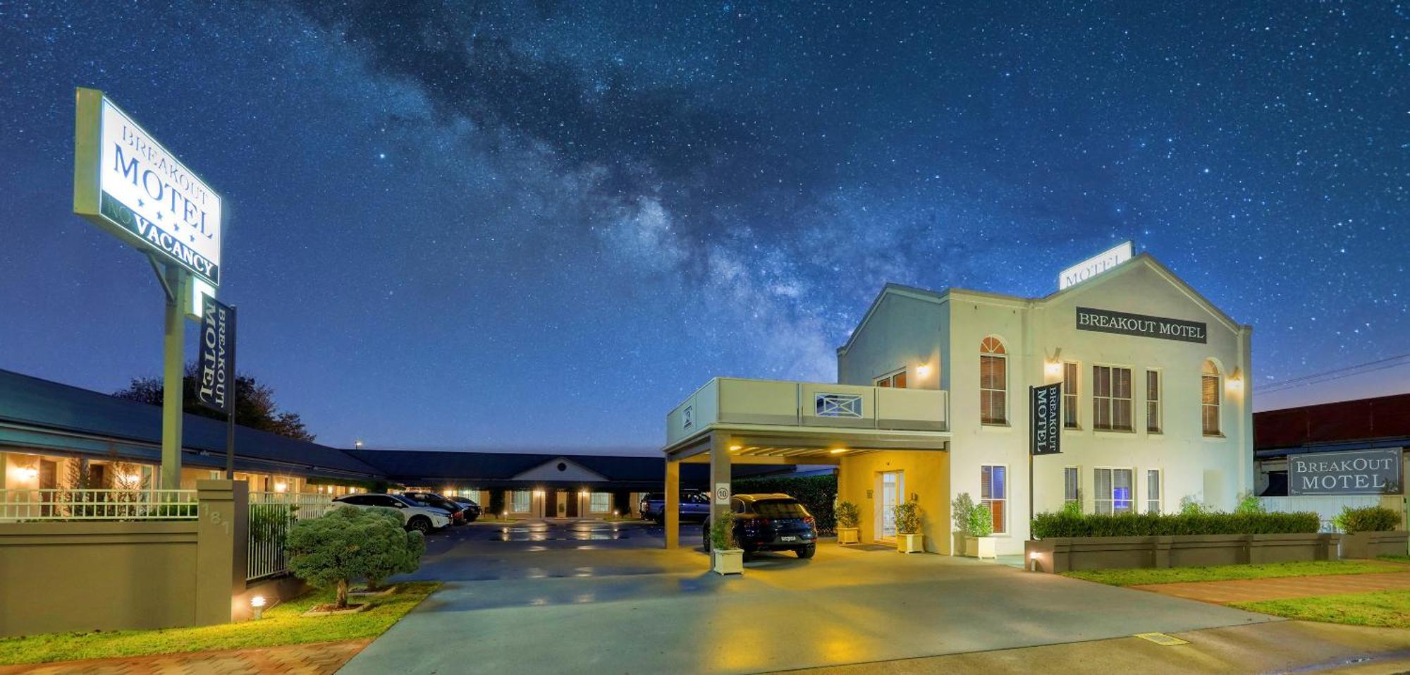 Breakout Motor Inn Cowra Kültér fotó