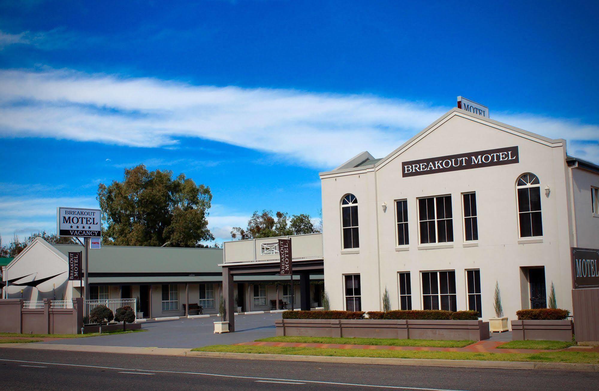 Breakout Motor Inn Cowra Kültér fotó